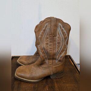 J's.o.l.e Square Toe Cowboy Boots